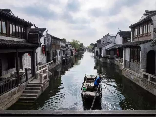 鹰击长空万里转战,空军航空兵某旅展开一场跨区机动飞行训练