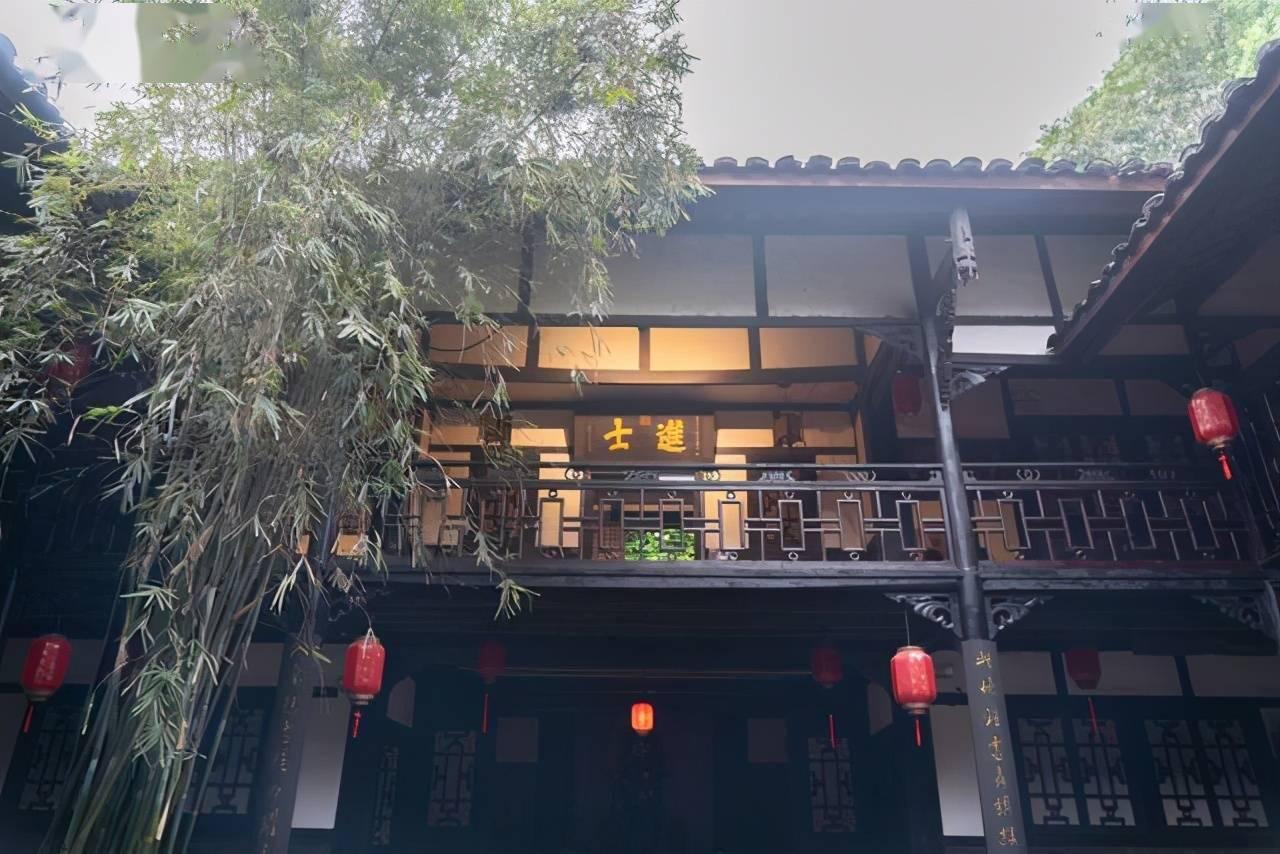 每日酒企动态 | 茅台再度蝉联第一重仓股；泸州老窖可解除限售股票270余万股